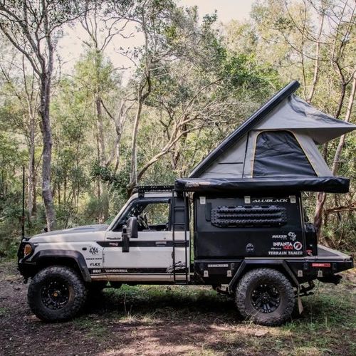 Quick Pitch RTT Rooftop Tent – Rivet-Less Hard-Shell Aluminium Clamshell for 2 Adults