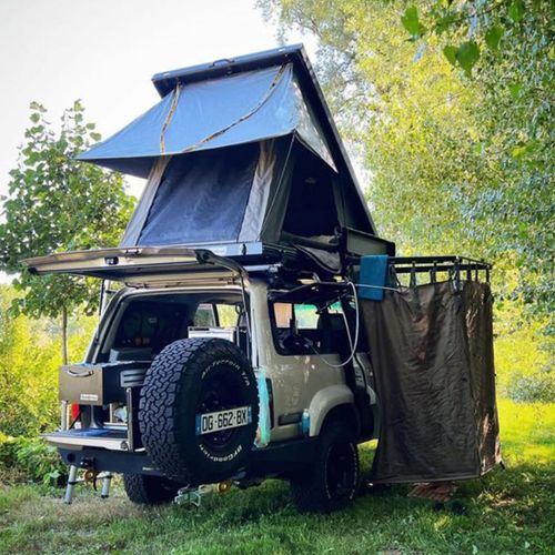 Quick Pitch Quick-en-Suite Box Unit – Hard-Shell Gas-Strut Privacy Cubicle