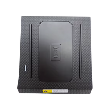 Wireless 18W fast charger for Toyota Prado 2021+ (iOS)