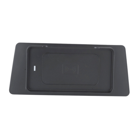 Wireless 18w fast charger for Automatic Toyota Hilux GD6